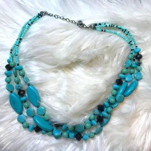 Turquoise beaded necklace